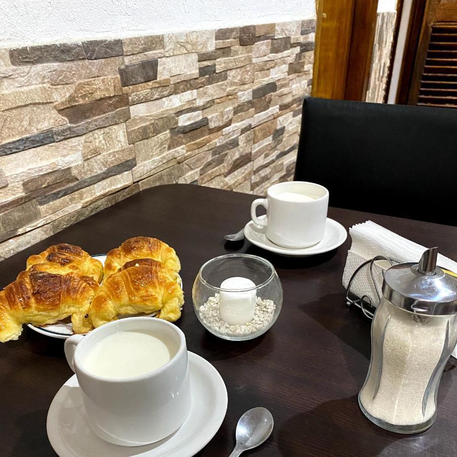 Hotel Di Sorrento Мар дел Плата Екстериор снимка